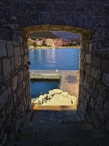 Петровац на море, Црна Гора